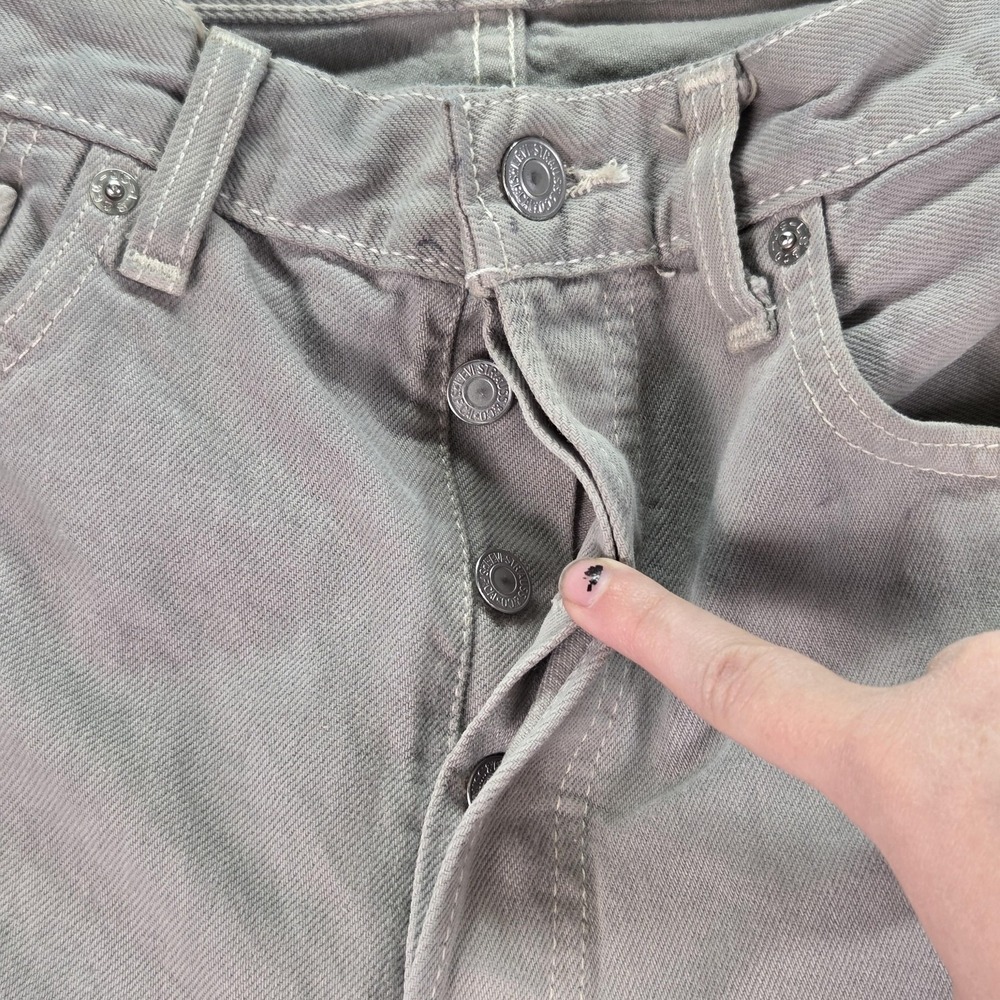VTG Levis 501 Jeans Mens Gray‎ Wash Regular Straight Button Fly Fits 30x27 - Picture 9 of 16